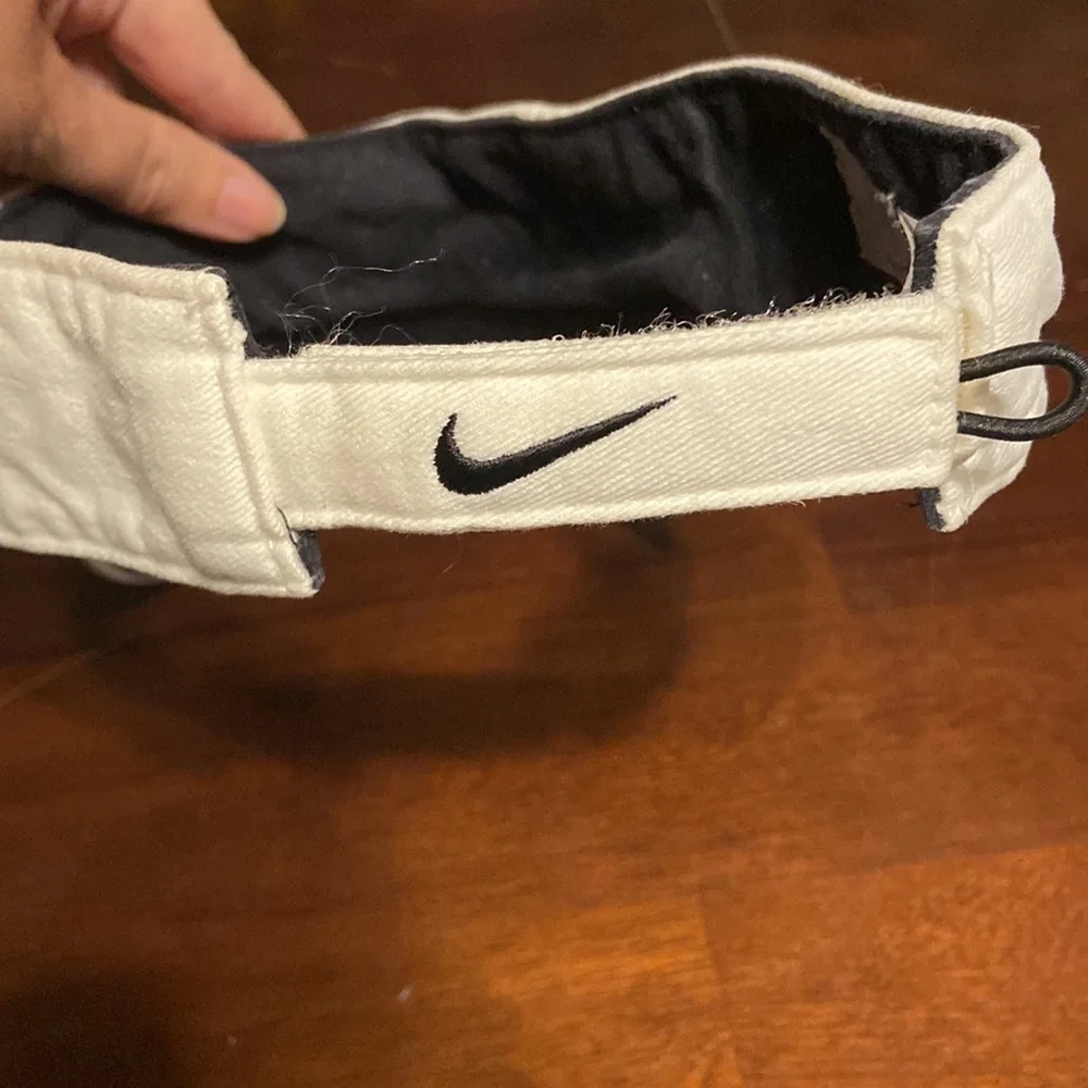 NWOT Nike visor - Picture 4 of 7